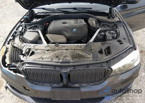 2020 BMW 530I xDrive z USA, uszkodzony, nr VIN WBAJR7C02LCD60968